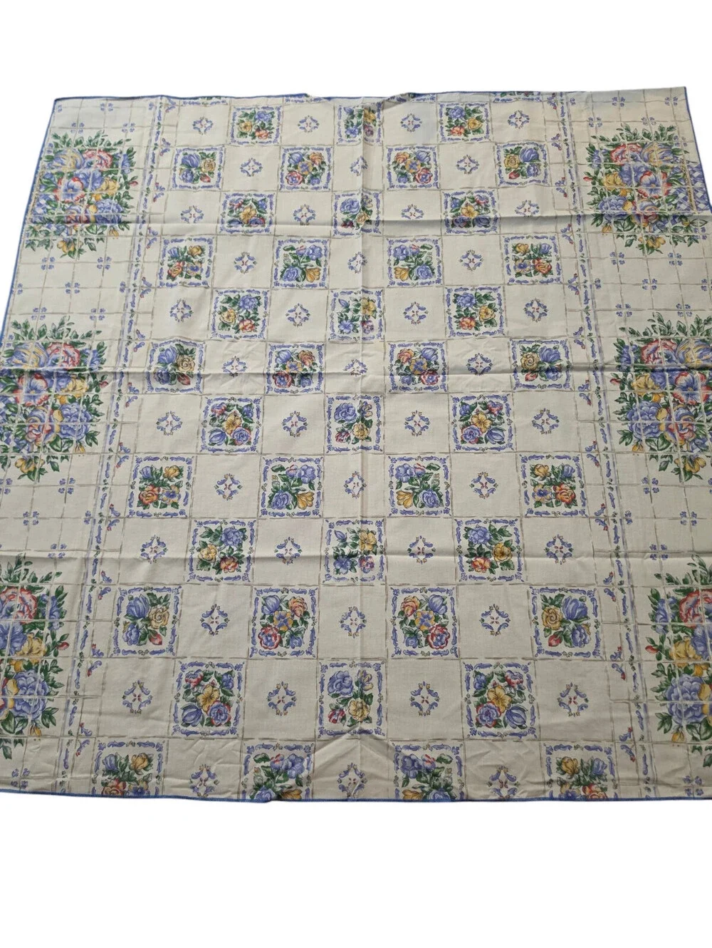 Vintage cream cotton tablecloth traditional checkerboard Cottagecore 51